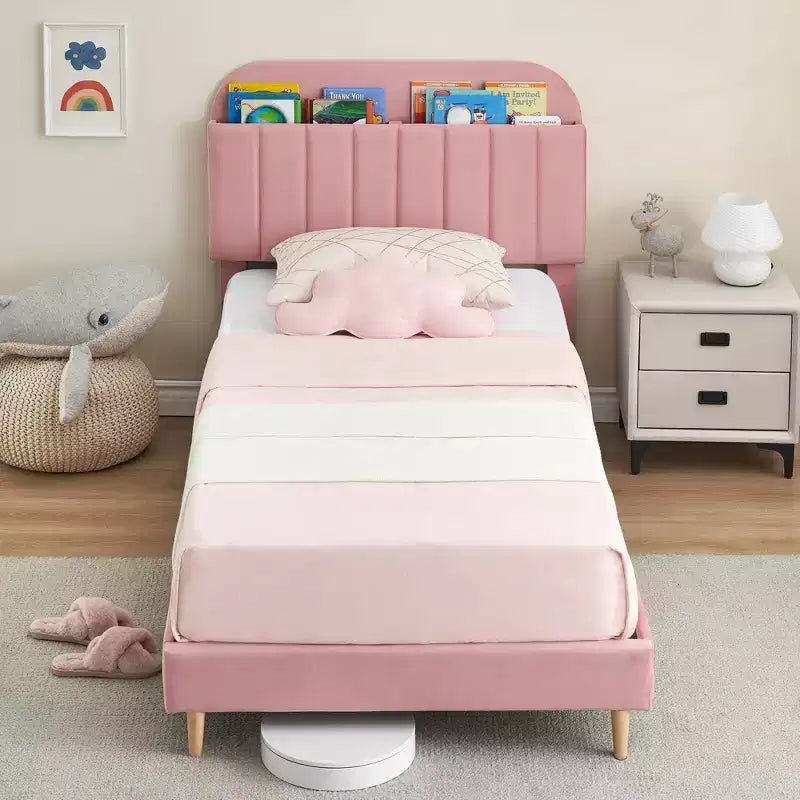 Grand lit pour enfant avec coussin moelleux