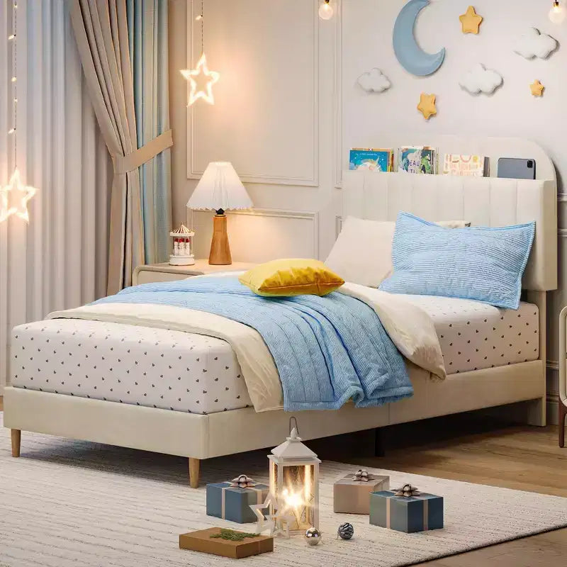 Grand lit pour enfant avec coussin moelleux