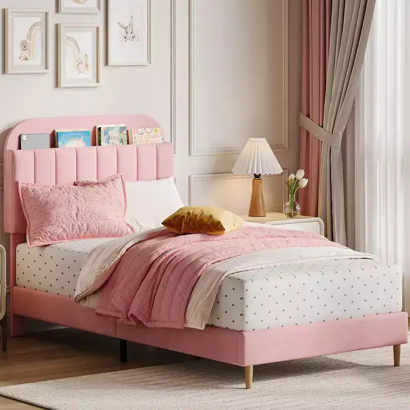 Grand lit pour enfant avec coussin moelleux